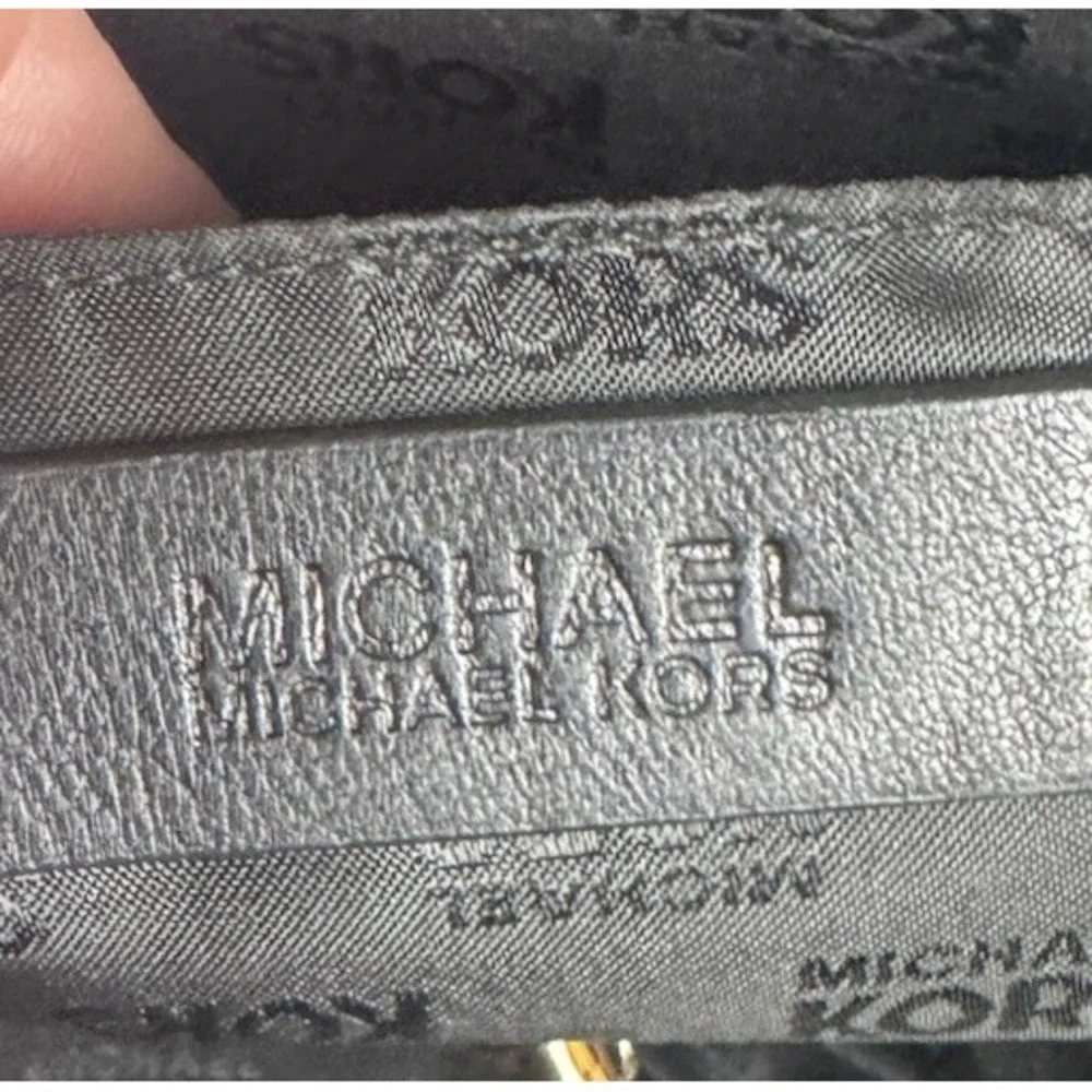 MICHAEL KORS VIVIANNE SOFT LEATHER SMALL‎ SATCHEL MESSENGER PURSE BLACK STUD